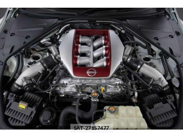 Nissan GT-R 2025-02 7219062-5
