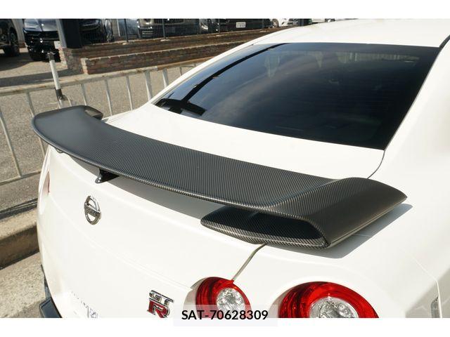 Nissan GT-R 2017-01 7219060-15
