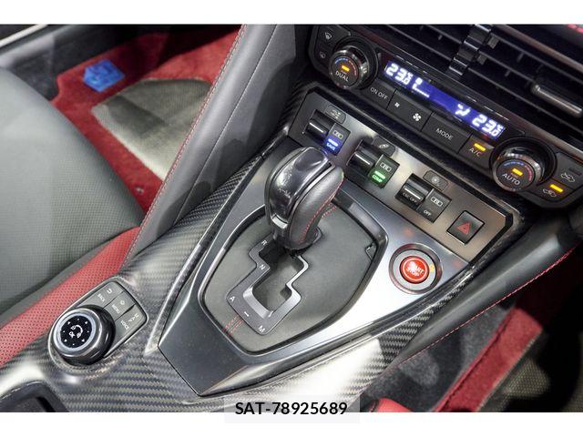 Nissan GT-R 2018-07 7327267-12