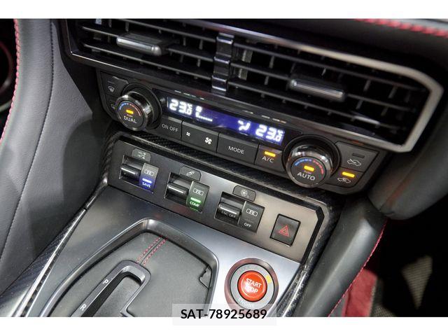 Nissan GT-R 2018-07 7327267-13