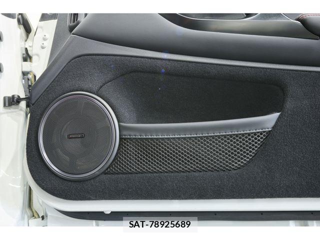 Nissan GT-R 2018-07 7327267-15