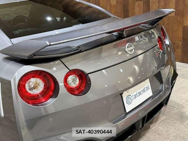 Nissan GT-R 2025-07 7327266-8