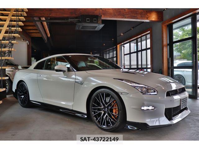 Nissan GT-R 2025-09 7327265-2