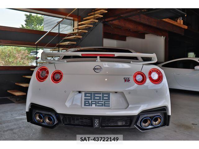 Nissan GT-R 2025-09 7327265-4
