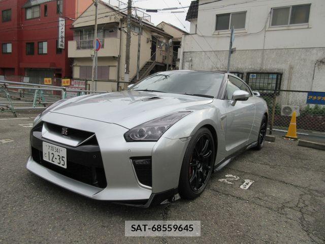 Nissan GT-R 2020-01 7357914-0