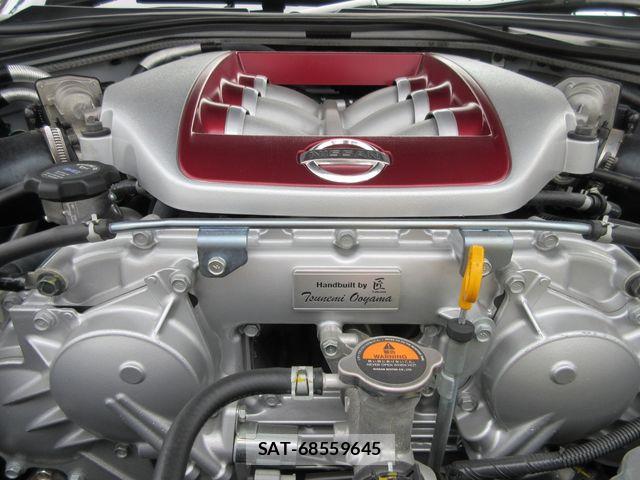 Nissan GT-R 2020-01 7357914-12