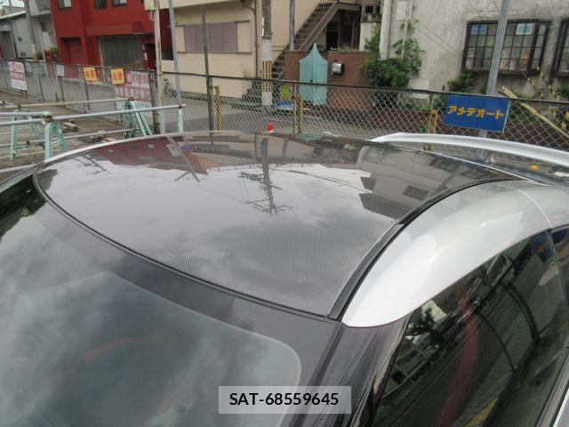 Nissan GT-R 2020-01 7357914-6