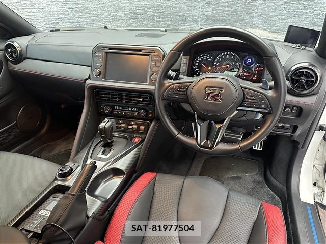 Nissan GT-R 2023-08 7454567-1