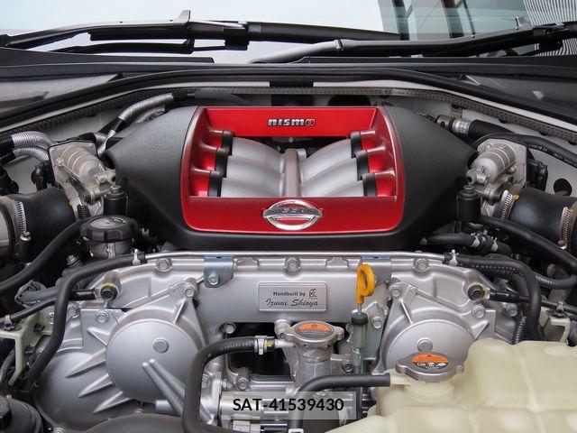 Nissan GT-R 2016-12 7508753-26