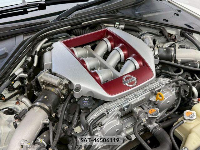 Nissan GT-R 2020-03 8035750-4