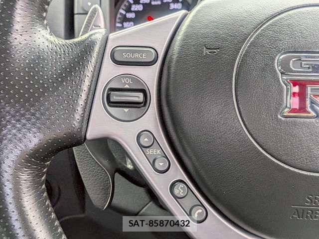 Nissan GT-R 2009-03 8073871-10