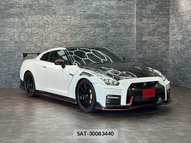Nissan GT-R 2022-07 8245283-26