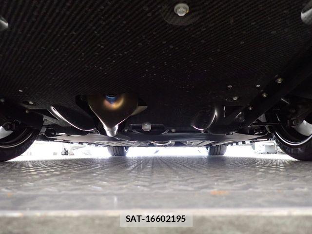 Nissan GT-R 2023-11 8314618-7