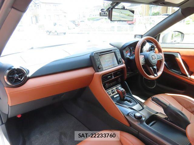Nissan GT-R 2025-06 8354571-20