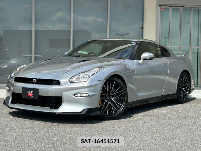 Nissan GT-R 2024-12 8525028-0