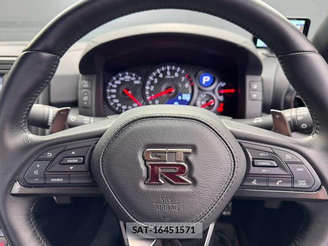 Nissan GT-R 2024-12 8525028-15