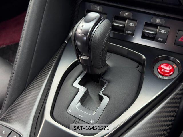 Nissan GT-R 2024-12 8525028-19