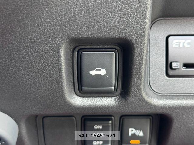 Nissan GT-R 2024-12 8525028-21