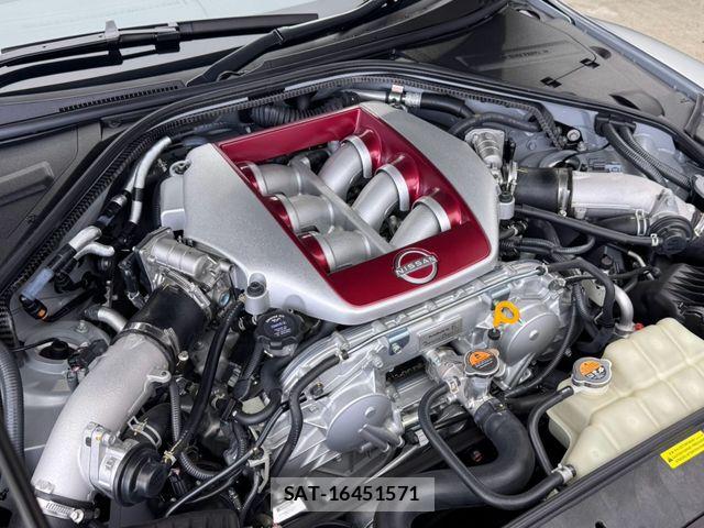 Nissan GT-R 2024-12 8525028-28