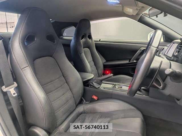 Nissan GT-R 2014-04 8525027-16
