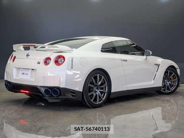 Nissan GT-R 2014-04 8525027-1