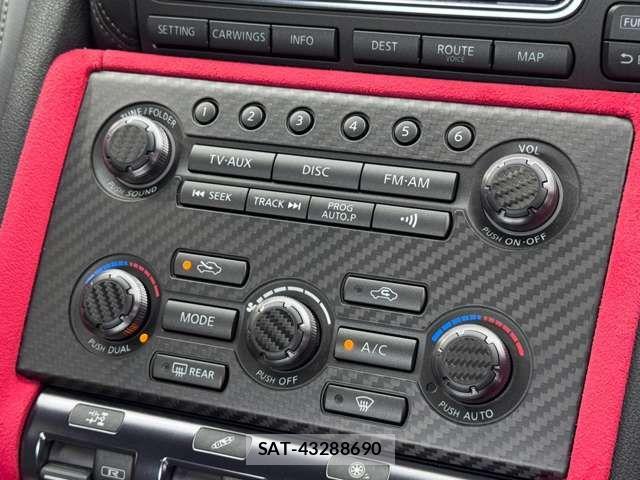 Nissan GT-R 2012-03 8742425-16