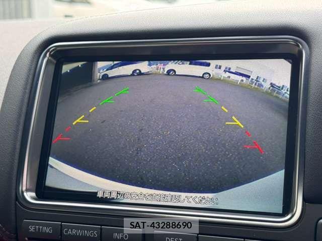 Nissan GT-R 2012-03 8742425-8
