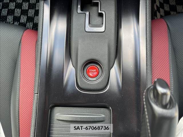 Nissan GT-R 2012-04 8780415-17