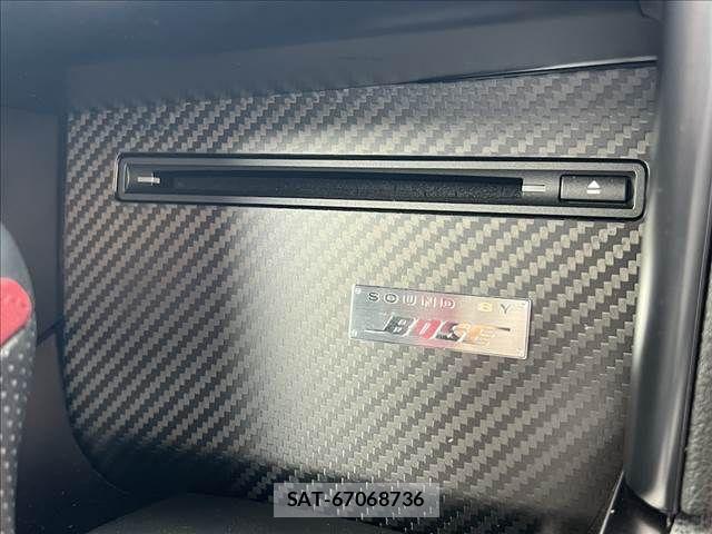 Nissan GT-R 2012-04 8780415-24