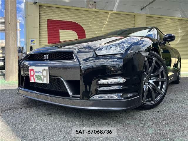 Nissan GT-R 2012-04 8780415-3