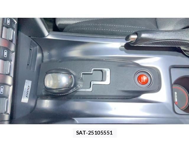 Nissan GT-R 2008-01 8879937-24