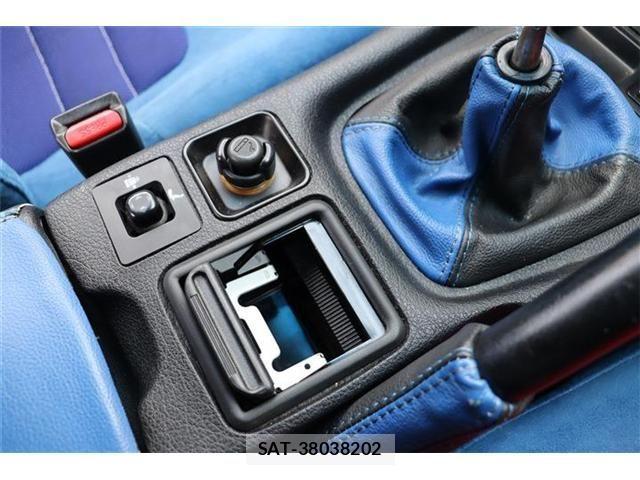 Mitsubishi GTO 2000-06 3374225-12