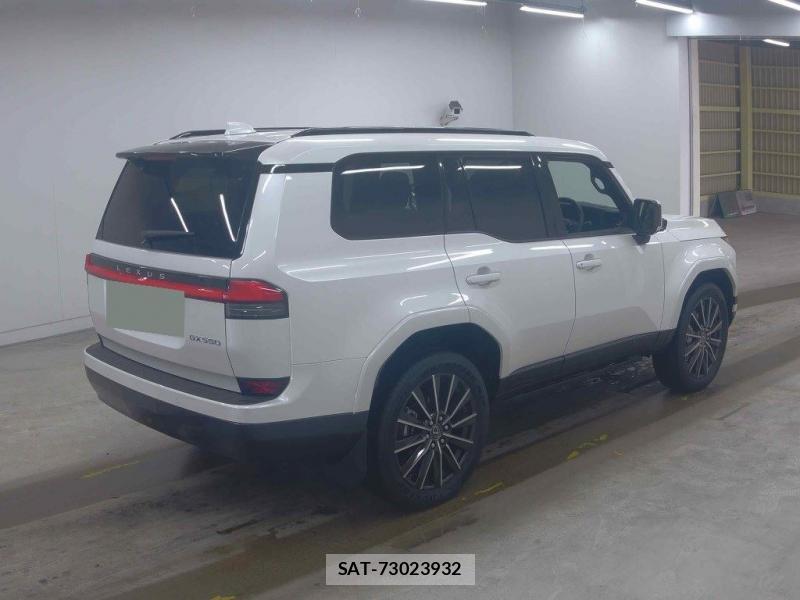 Lexus GX 2025-11 4382536-1