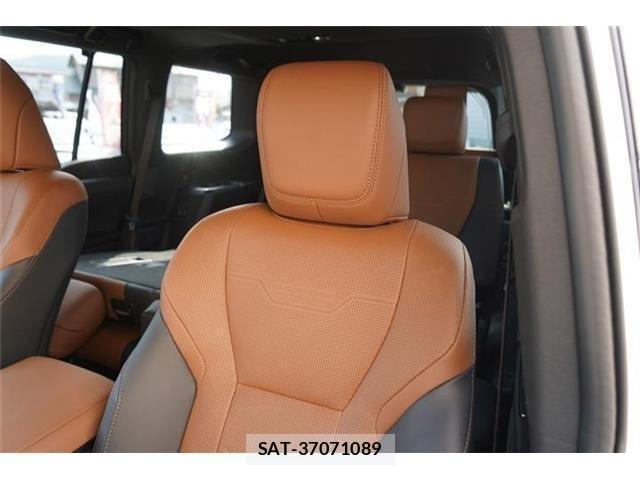 Lexus GX 2025-09 4382745-14