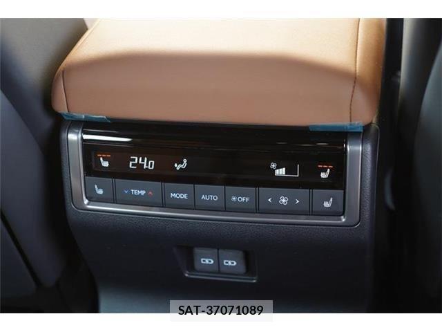 Lexus GX 2025-09 4382745-16