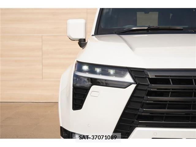 Lexus GX 2025-09 4382745-1