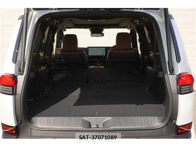 Lexus GX 2025-09 4382745-19