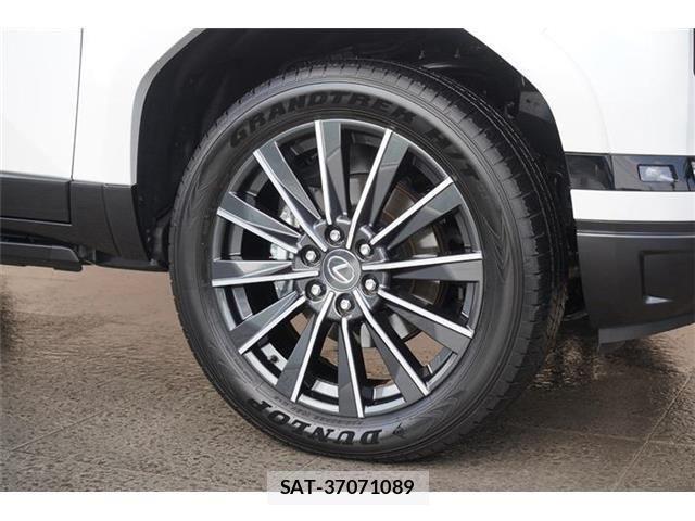 Lexus GX 2025-09 4382745-21