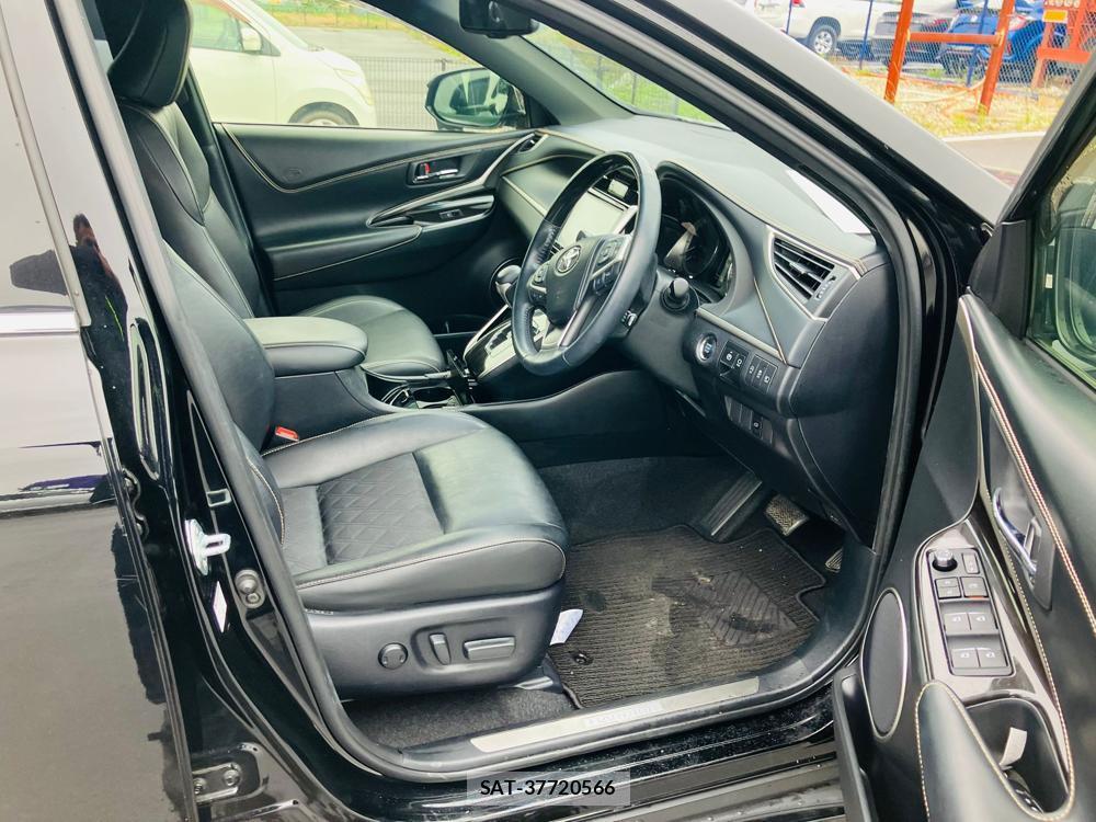 Toyota HARRIER 2018 994338-7