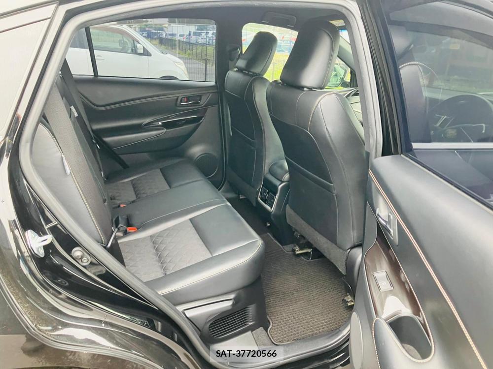 Toyota HARRIER 2018 994338-9