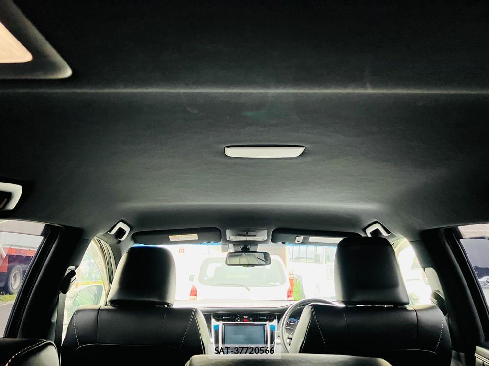 Toyota HARRIER 2018 994338-23