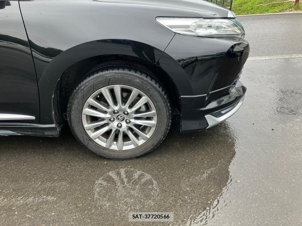 Toyota HARRIER 2018 994338-29