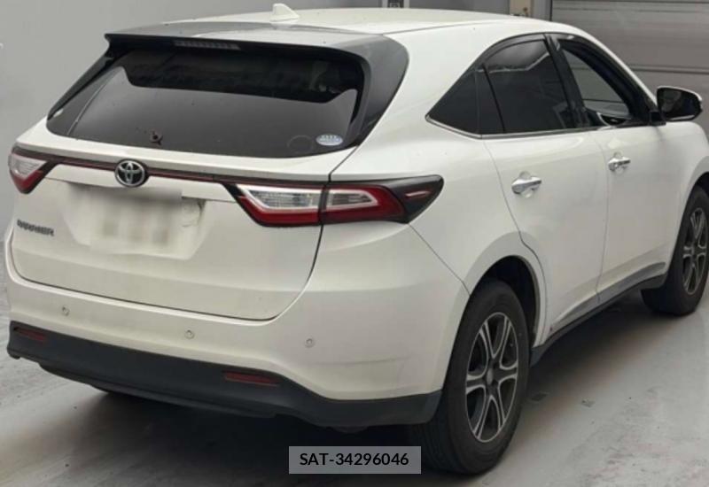 Toyota HARRIER 2018-03 8189373-1