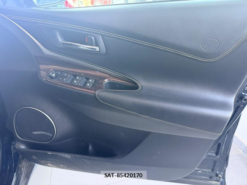 Toyota HARRIER 2015-10 4853730-13