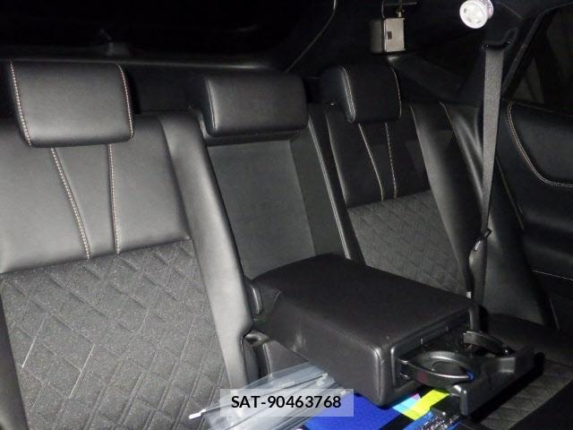 Toyota HARRIER 2014-11 8543900-7