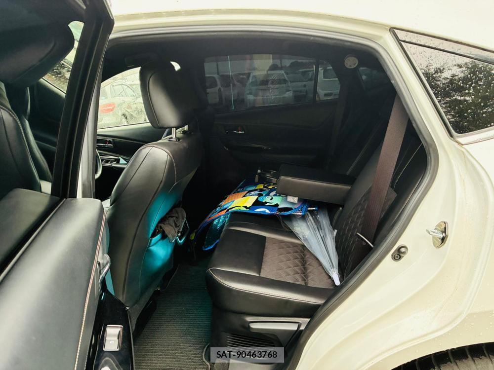 Toyota HARRIER 2014-11 8543900-9