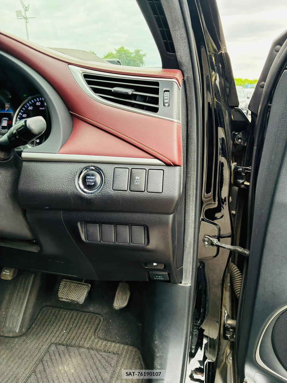 Toyota HARRIER 2015-02 8523201-16