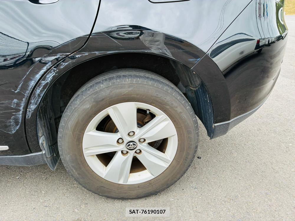 Toyota HARRIER 2015-02 8523201-32