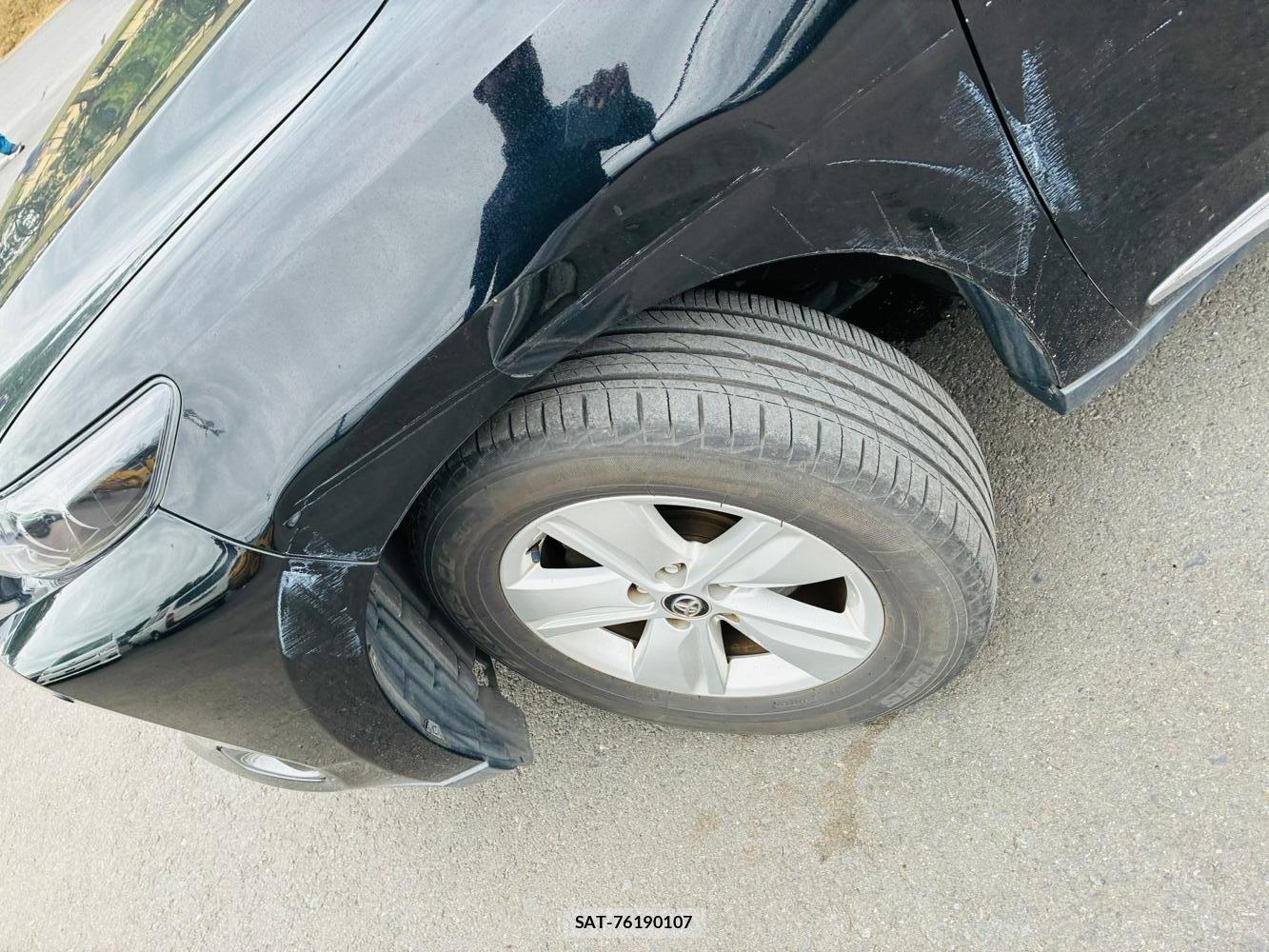Toyota HARRIER 2015-02 8523201-34