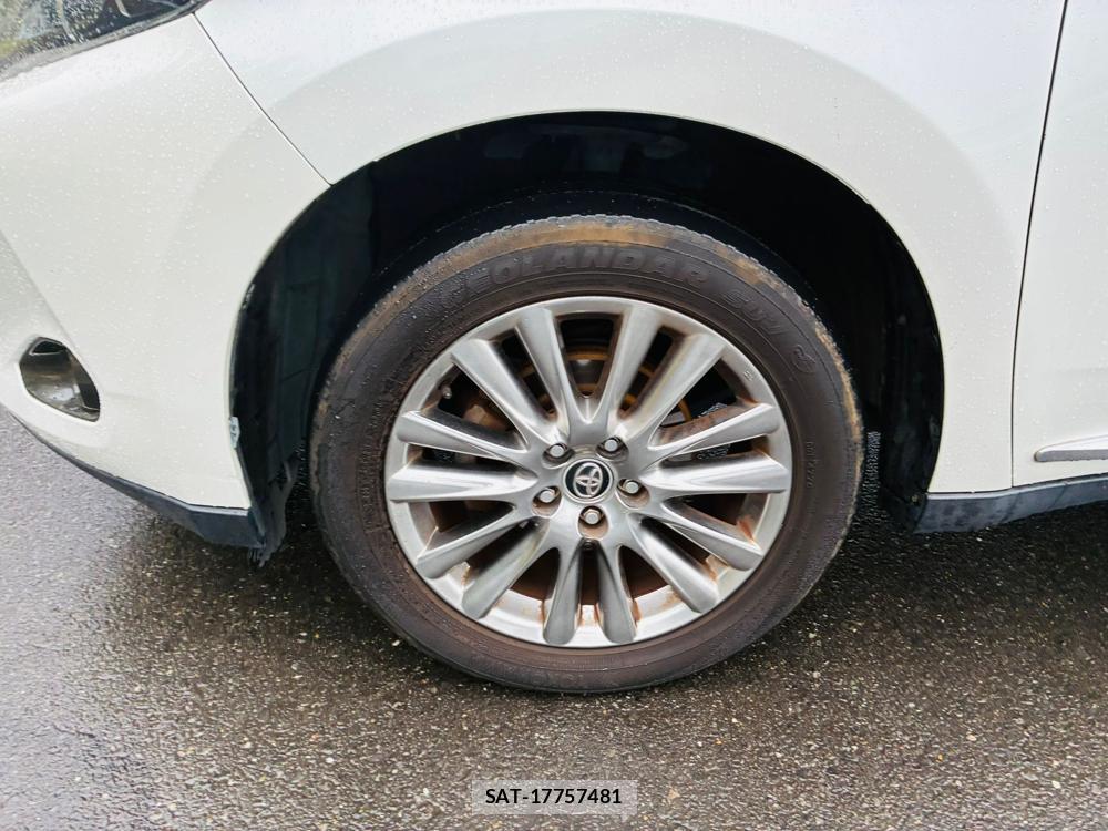 Toyota HARRIER 2015-09 8544996-28